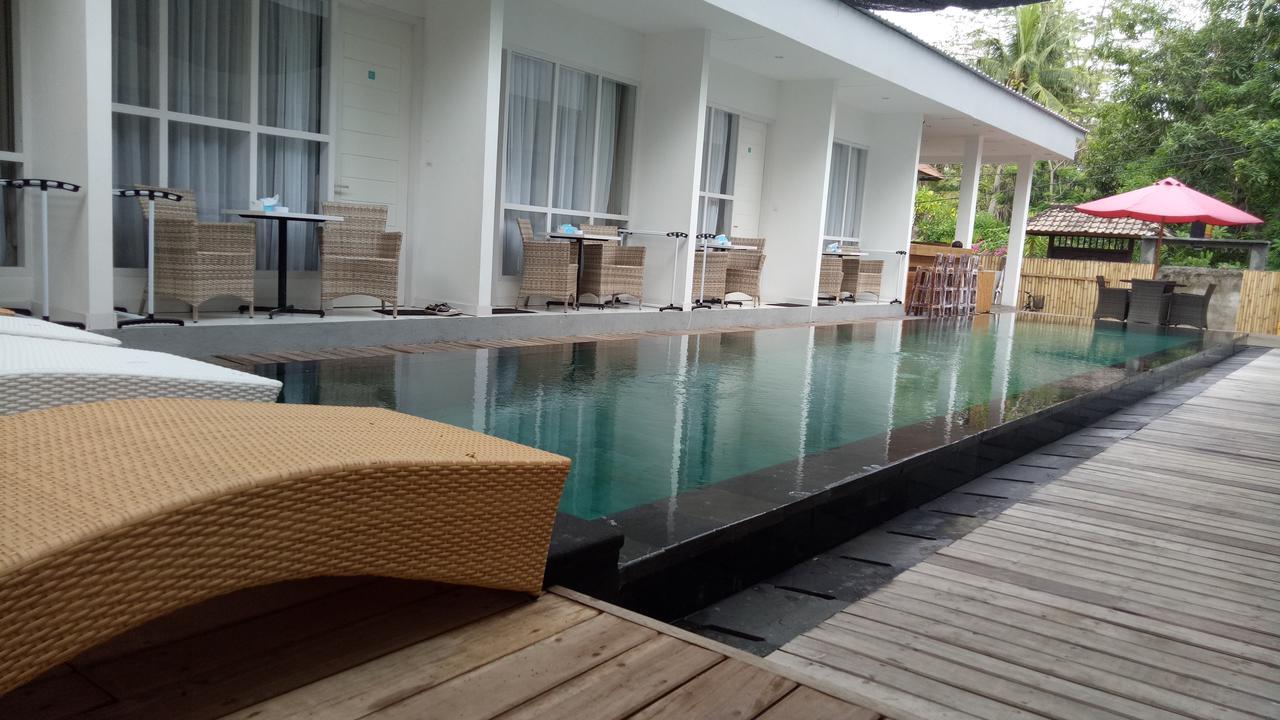 Villa Phyphy 2 กีลีตราวางัน ภายนอก รูปภาพ