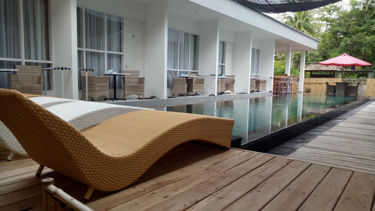 Villa Phyphy 2 กีลีตราวางัน ภายนอก รูปภาพ