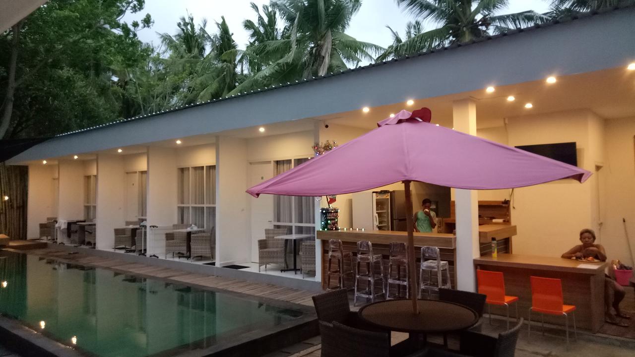 Villa Phyphy 2 กีลีตราวางัน ภายนอก รูปภาพ