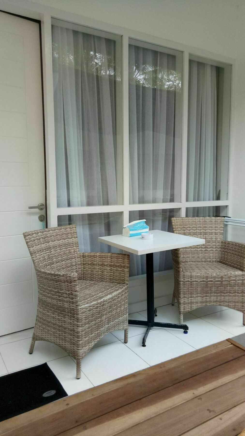Villa Phyphy 2 กีลีตราวางัน ภายนอก รูปภาพ